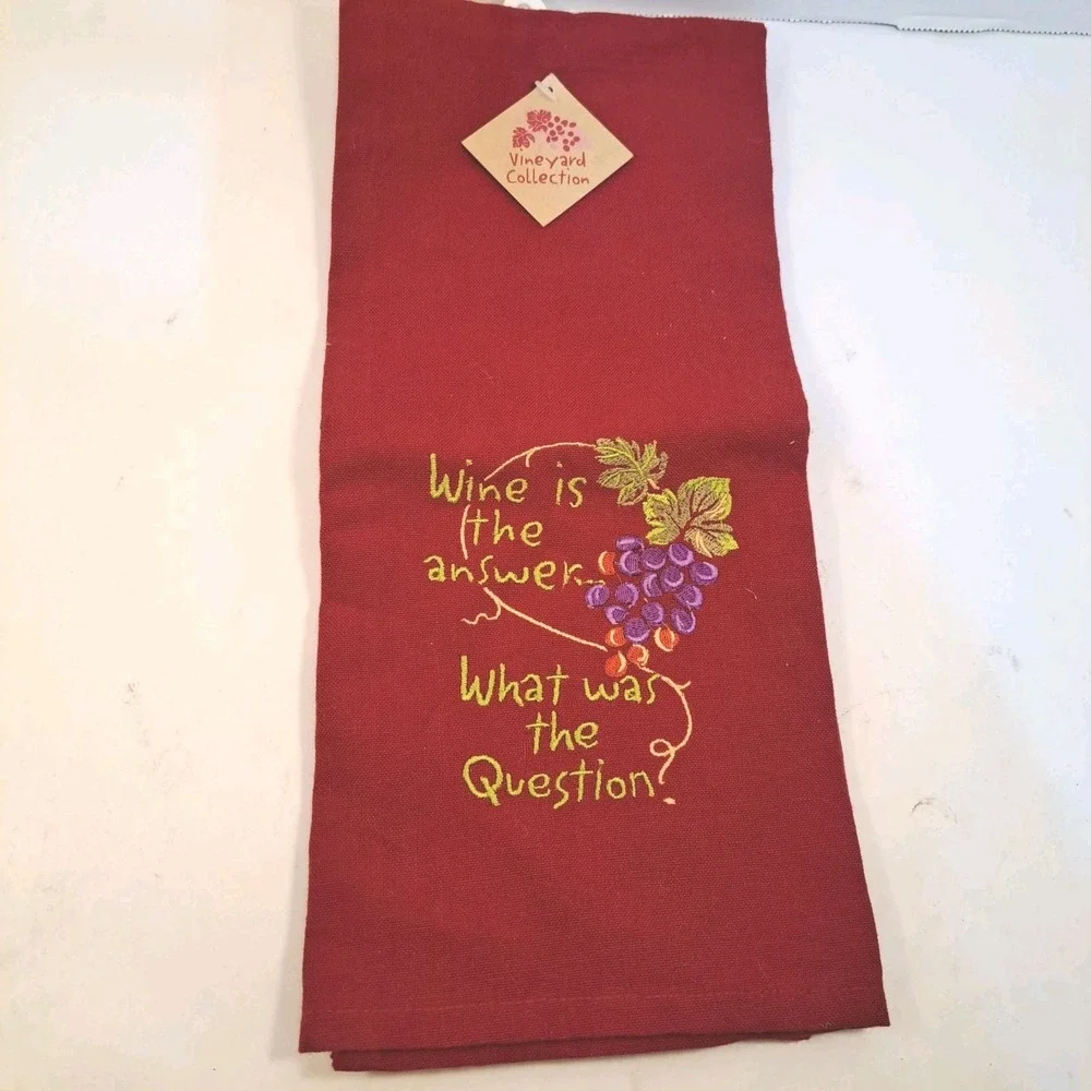 Wine Themed Bundle KITCHEN/BAR TOWEL WINE STOPPER BOTTLE TOPPER